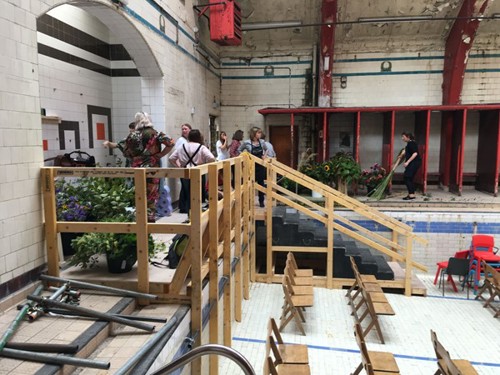 Special access platform installed for Blooms with a View